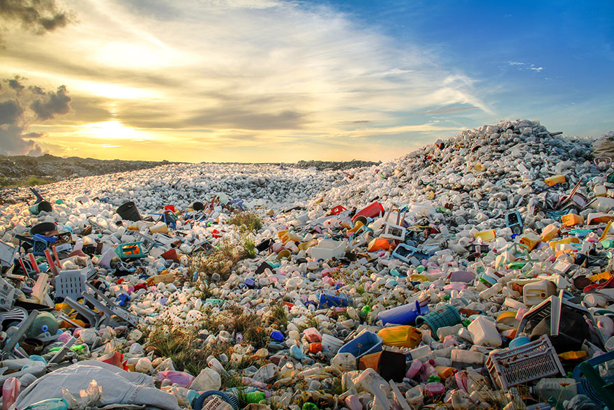 continent des déchets ou pourquoi vouloir diminuer notre consommation de plastique
